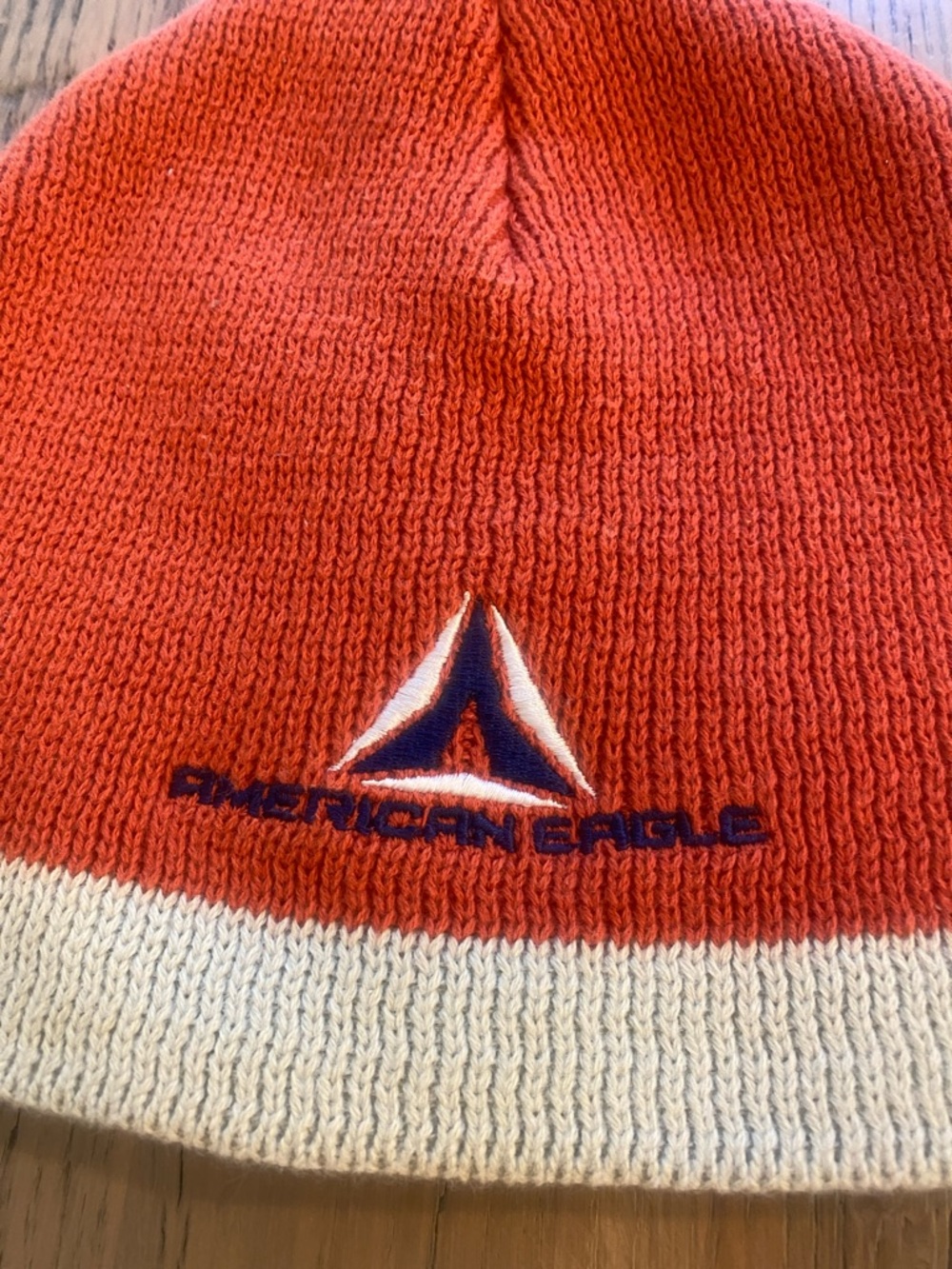 NWOT American Eagle Outfitters Orange and Cream Knit Crewneck Beanie